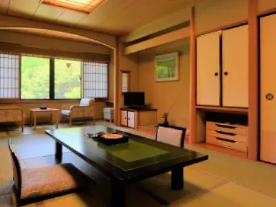湯の花温泉　おもてなしの宿　渓山閣 亀岡市 3*,